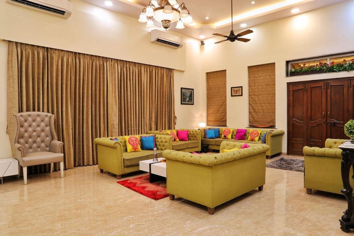 Aashiyaanaa Villa "The Palace" Mumbai  Buitenkant foto