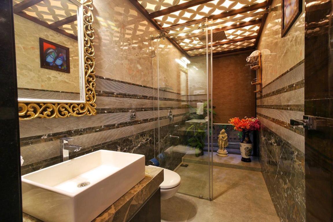 Aashiyaanaa Villa "The Palace" Mumbai  Buitenkant foto